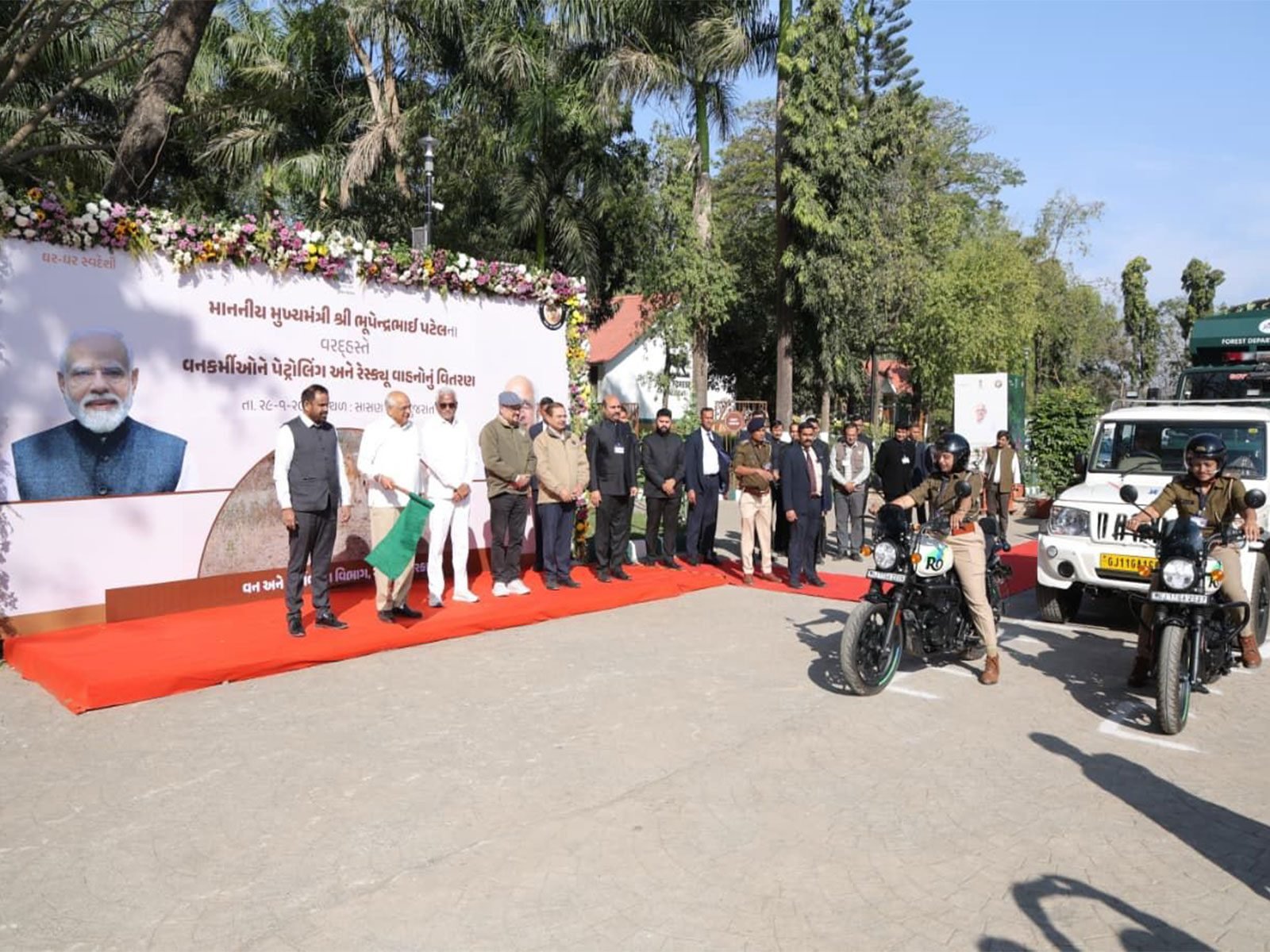 Gujarat CM Flags Off Anti-Drug Bike Rally to Statue of Unity